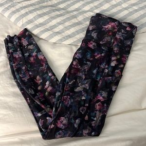 Lululemon Fast and free tight II reflective size 6